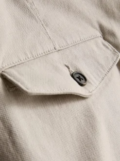 Pantalones cortos chinos con cinturón