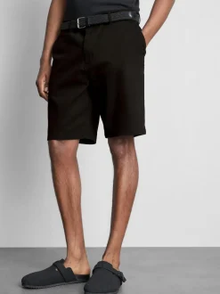 Pantalones cortos chinos con cinturón