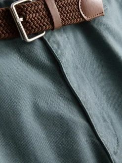 Pantalones cortos chinos con cinturón