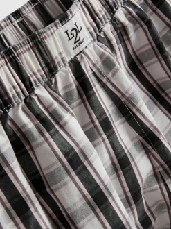 Pantalones cortos de pijama a cuadros Love To Lounge