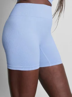 Pantalones cortos deportivos fruncidos sin costuras