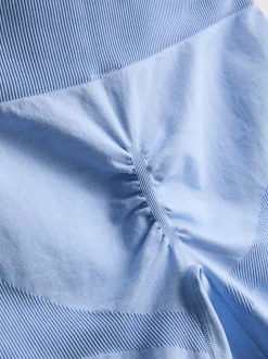 Pantalones cortos deportivos fruncidos sin costuras