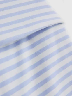 Pantalones cortos deportivos a rayas