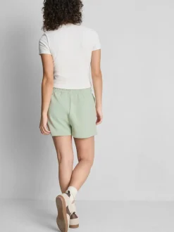 Pantalones cortos holgados, ideales para viajar