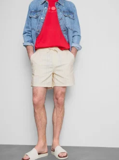 Pantalones cortos texturizados con cordón de ajuste