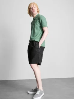 Pantalones cortos texturizados con cordón de ajuste