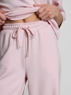Pantalones de chándal anchos con cordón de ajuste