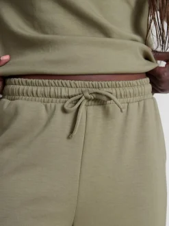 Pantalones de chándal anchos con cordón de ajuste