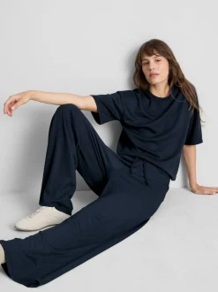 Pantalones de chándal anchos con cordón de ajuste