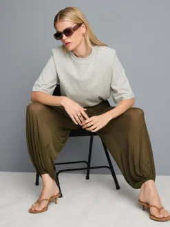 Pantalones de malla de punto con bajos ajustados