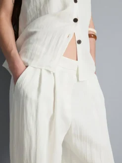 Pantalones de pernera ancha con textura