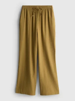 Pantalones de pernera ancha con efecto arrugado