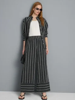 Pantalones de pernera ancha texturizados a rayas