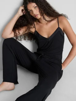 Pantalones de pijama de pernera ancha de The Edit