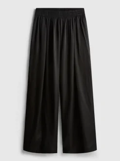 Pantalones de satén anchos de The Edit