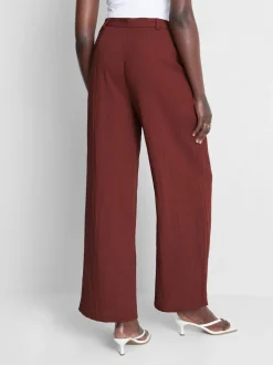 Pantalones de talle medio holgados y texturizados
