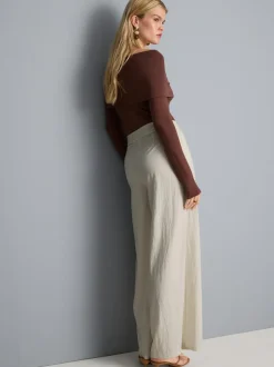 Pantalones plisados fruncidos de pernera ancha
