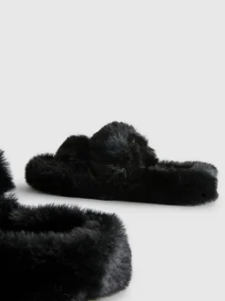 Pantuflas con tiras de tacto suave