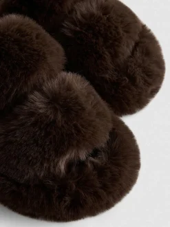 Pantuflas de pelo con doble tira