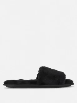 Pantuflas suaves con tiras cruzadas