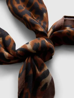 Pañuelo con estampado animal