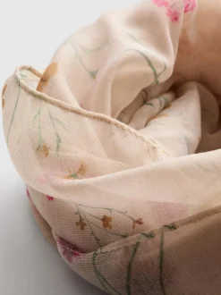 Pañuelo ligero estampado