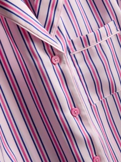 Pijama corto boyfriend de satén estampado