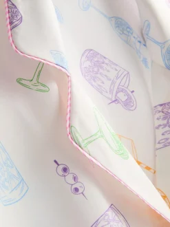 Pijama corto boyfriend de satén estampado