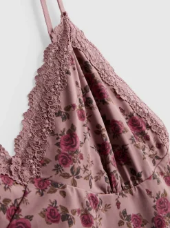 Pijama corto con camiseta de tirantes floral