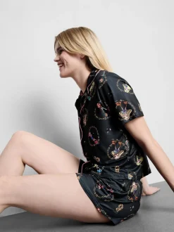 Pijama corto con estampado gráfico de Bratz