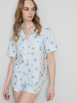 Pijama corto de corte boyfriend estampado