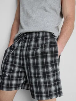 Pijama corto de cuadros