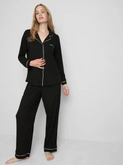 Pijama de corte boyfriend con ribete en contraste