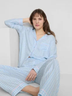Pijama de sarga de estilo boyfriend