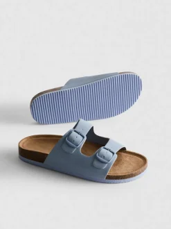 Sandalias con dos tiras con hebillas