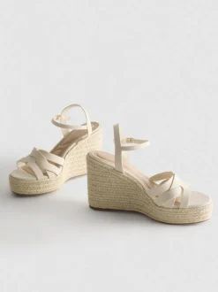 Sandalias de cuña tipo alpargata