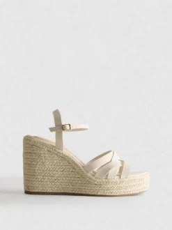 Sandalias de cuña tipo alpargata