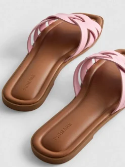 Sandalias de piel sintética tejida