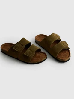 Sandalias de suela gruesa con dos tiras