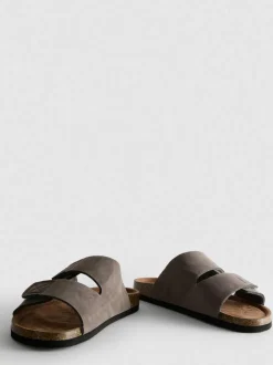 Sandalias de suela gruesa con dos tiras