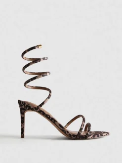Sandalias de tacón con estampado de leopardo