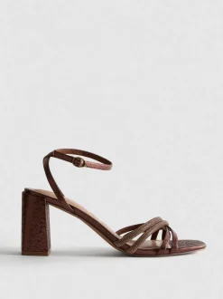 Sandalias de tacón con tiras con strass