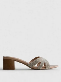 Sandalias de tacón grueso con tiras cruzadas
