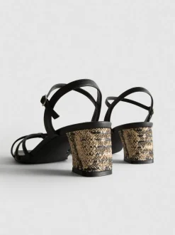 Sandalias de tacón grueso tejido con tiras