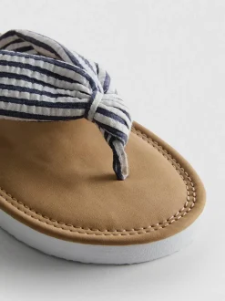 Sandalias de tiras con detalle de nudo
