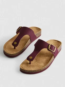 Sandalias de tiras con hebilla