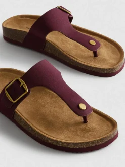 Sandalias de tiras con hebilla