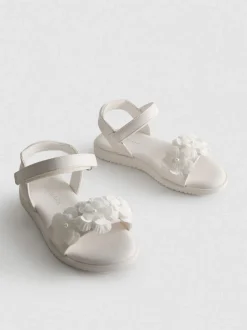Sandalias para ocasiones con flores de tul