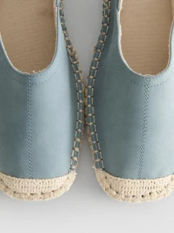 Sandalias tipo alpargata con tira en el talón
