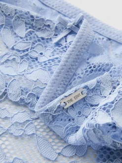 Tanga de encaje floral de The Edit